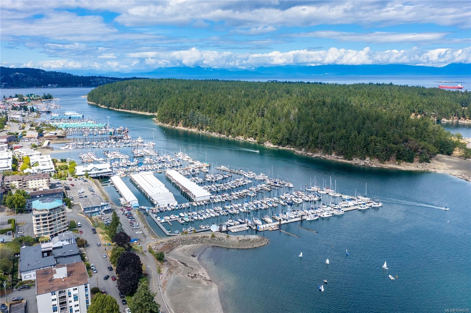 #804-33 Mt. Benson St, Nanaimo, BC - Outdoor With Body Of Water With View