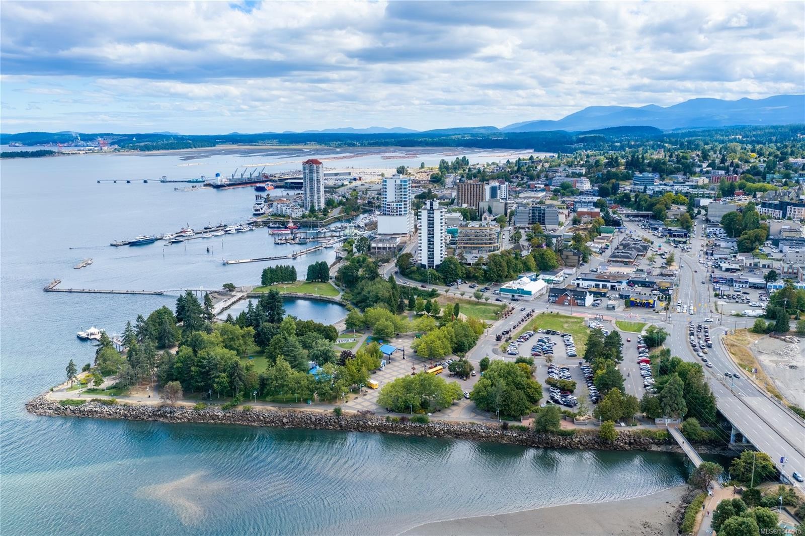#804-33 Mt. Benson St, Nanaimo, BC - Outdoor With Body Of Water With View