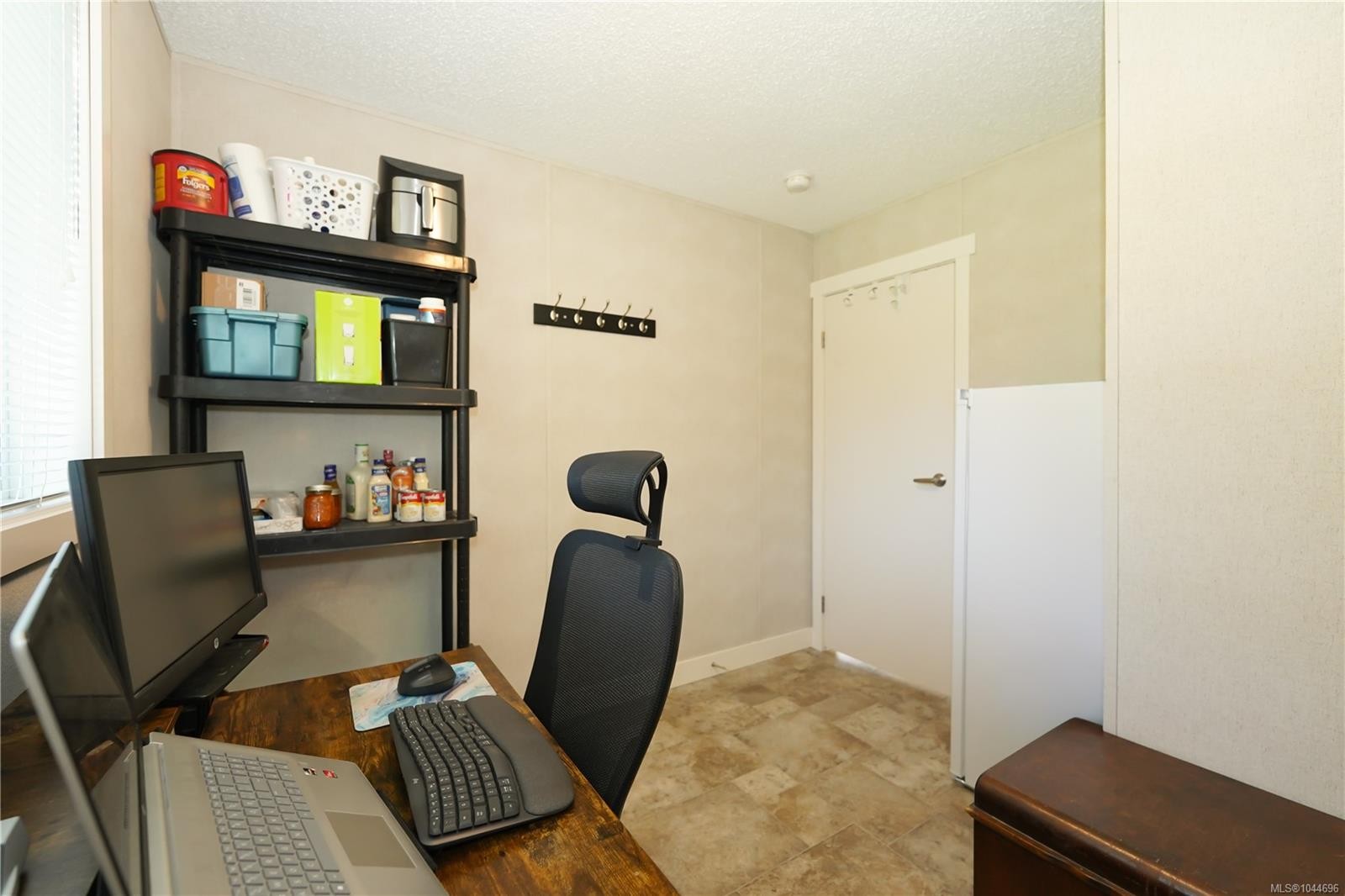 1341 Pratt Rd, Hilliers, BC