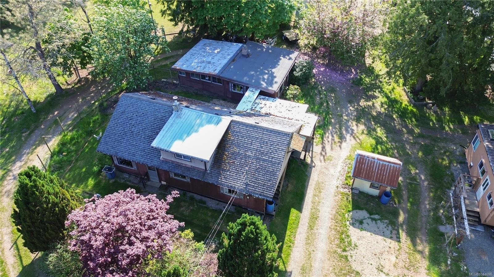 1341 Pratt Rd, Hilliers, BC