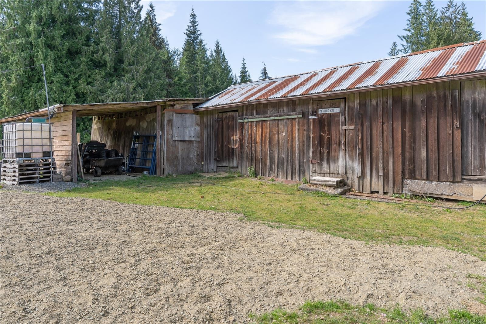 1341 Pratt Rd, Hilliers, BC