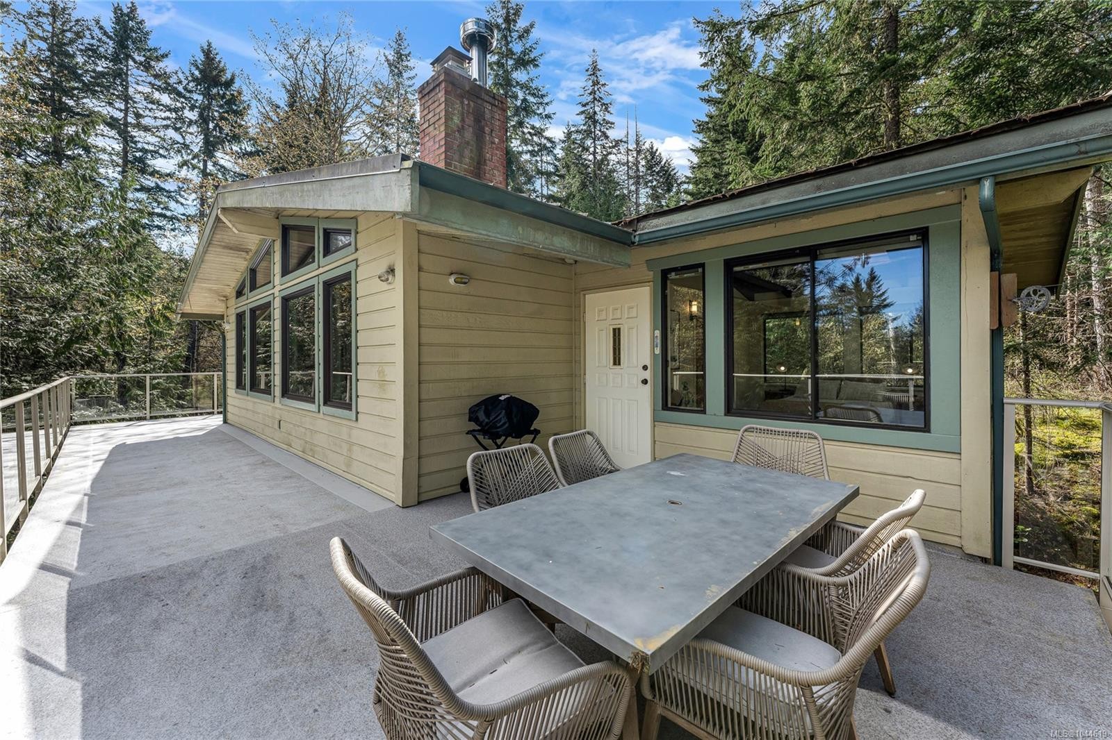 2083 North End Rd, Salt Spring, BC