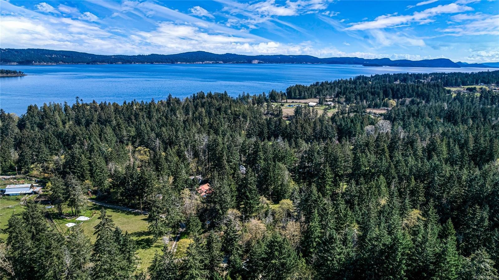 2083 North End Rd, Salt Spring, BC