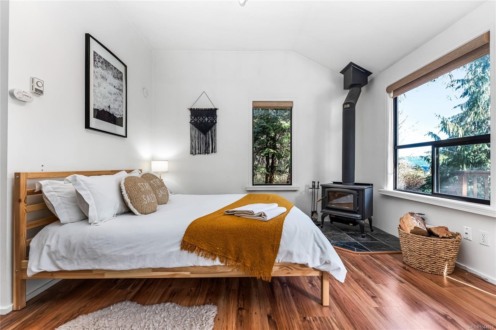 2083 North End Rd, Salt Spring, BC