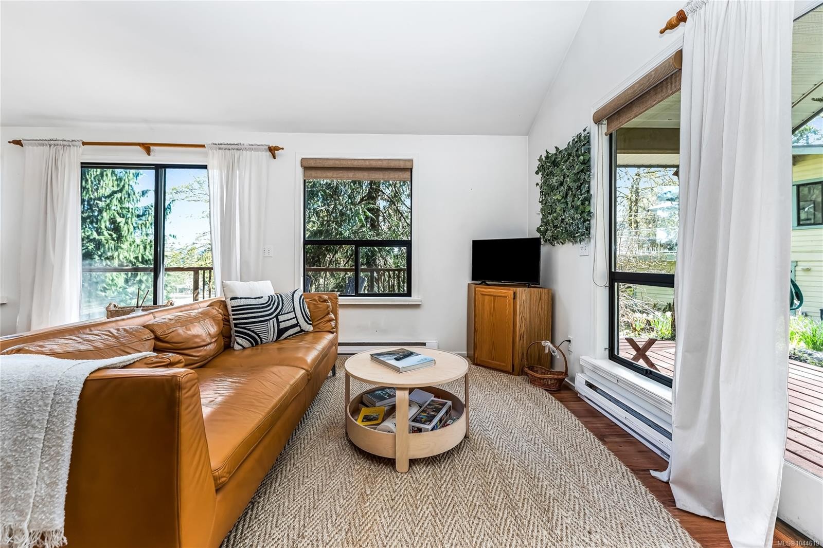 2083 North End Rd, Salt Spring, BC