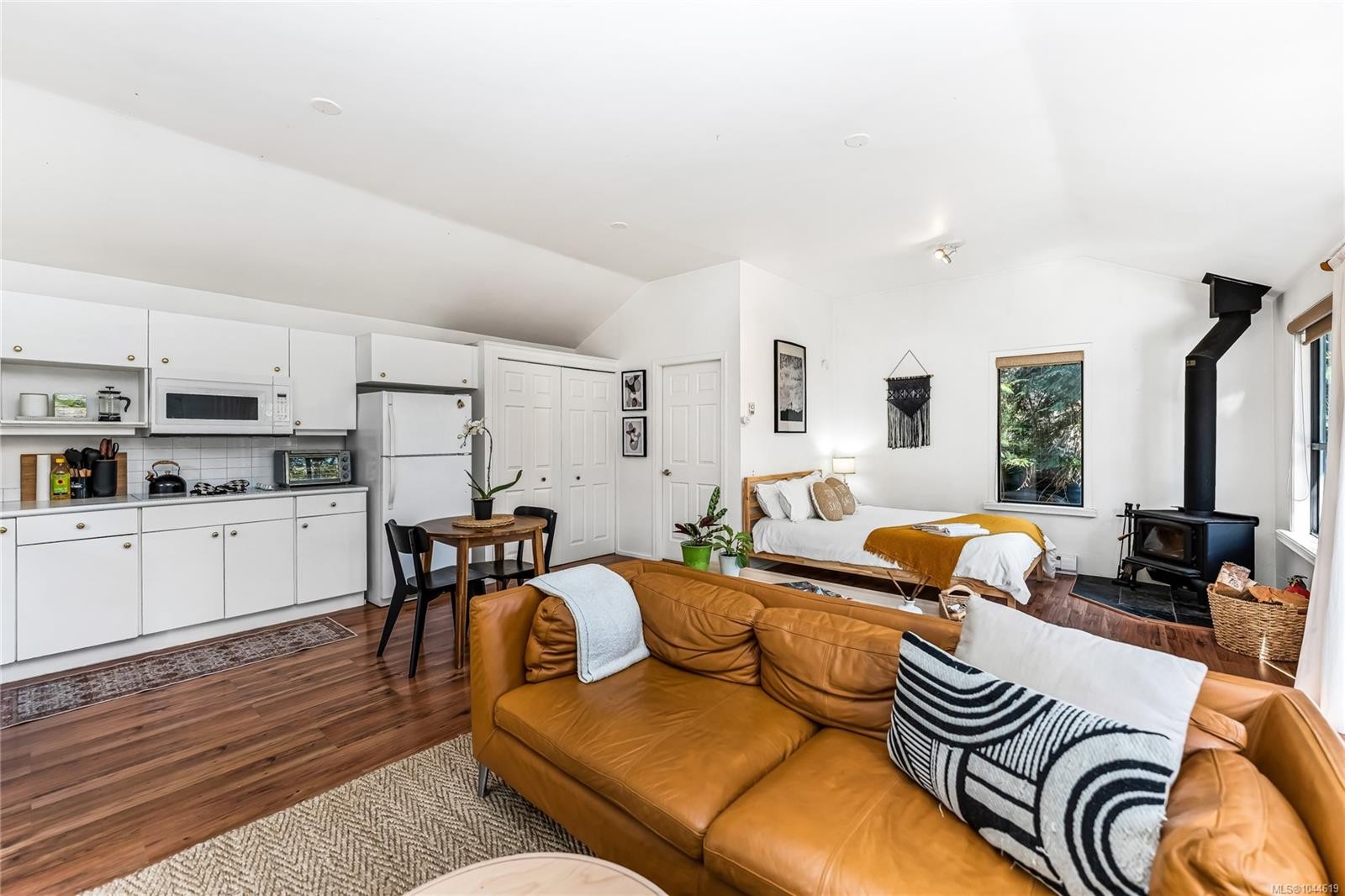 2083 North End Rd, Salt Spring, BC