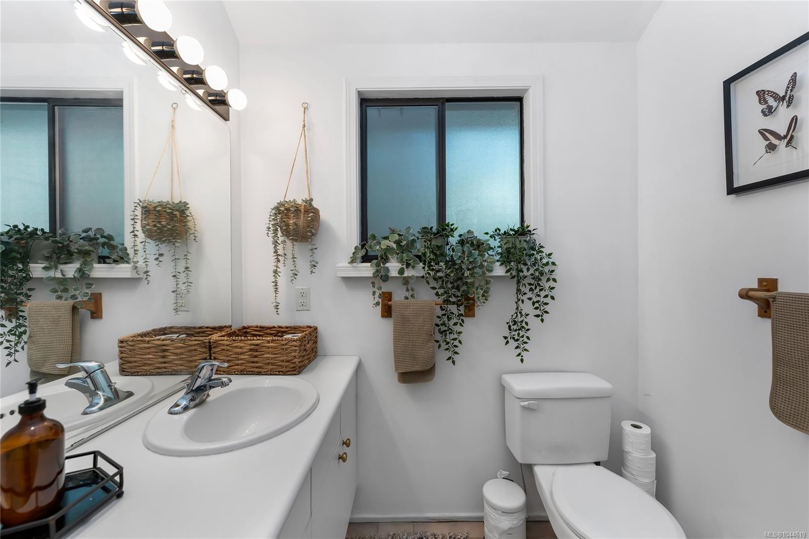 2083 North End Rd, Salt Spring, BC