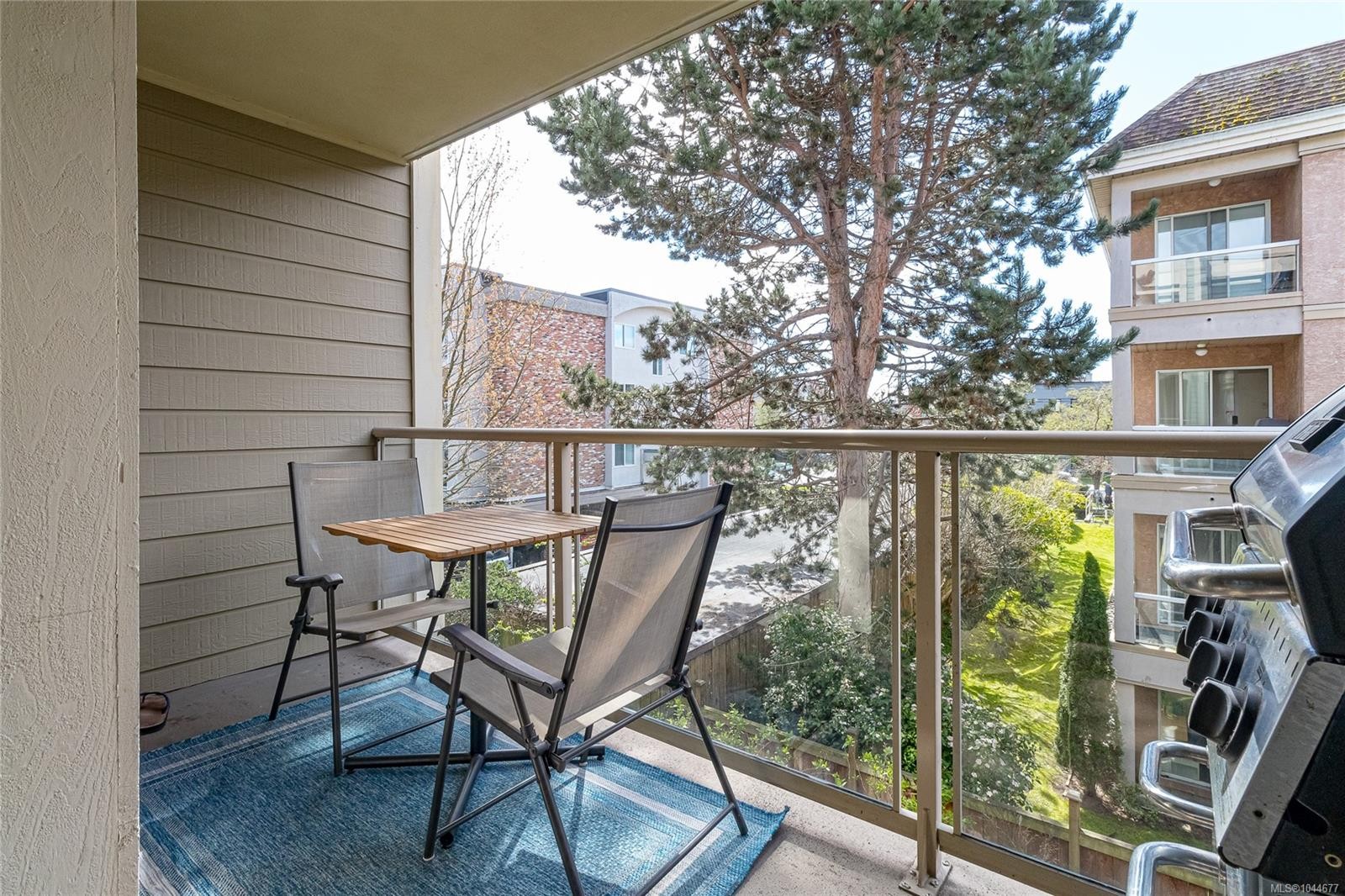 #309-1025 Meares St, Victoria, BC - Outdoor With Balcony With Exterior