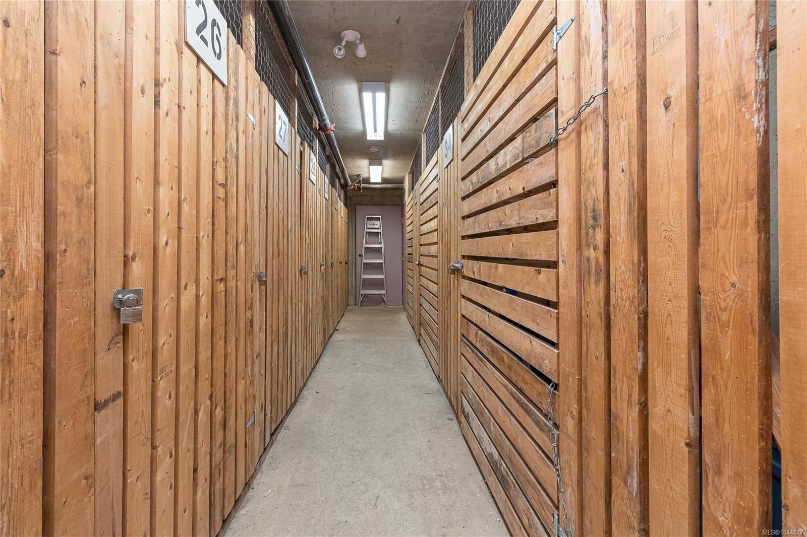 #309-1025 Meares St, Victoria, BC - Indoor Photo Showing Other Room