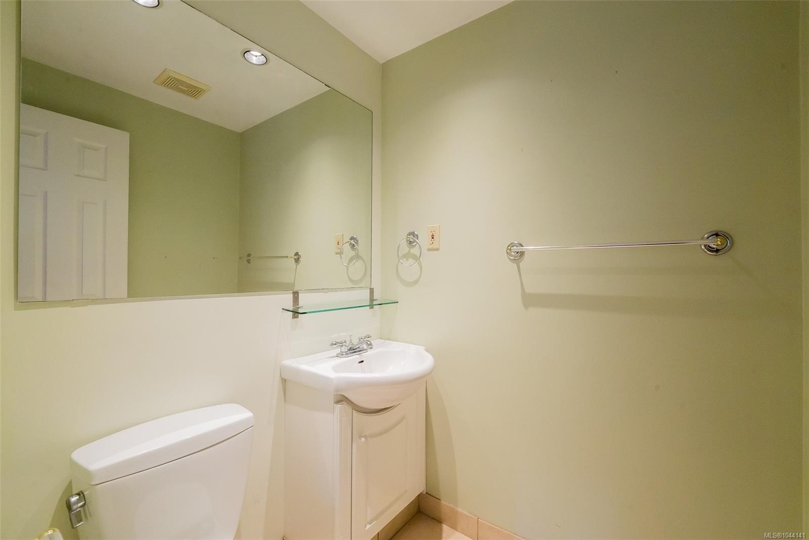 #22-1310 Spruston Rd, Nanaimo, BC