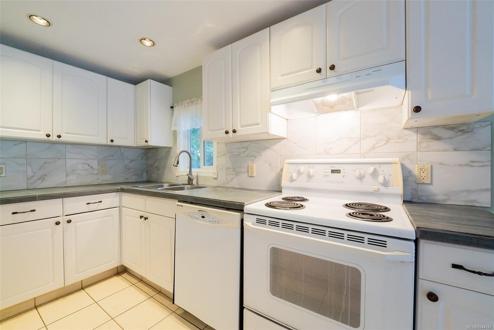 #22-1310 Spruston Rd, Nanaimo, BC