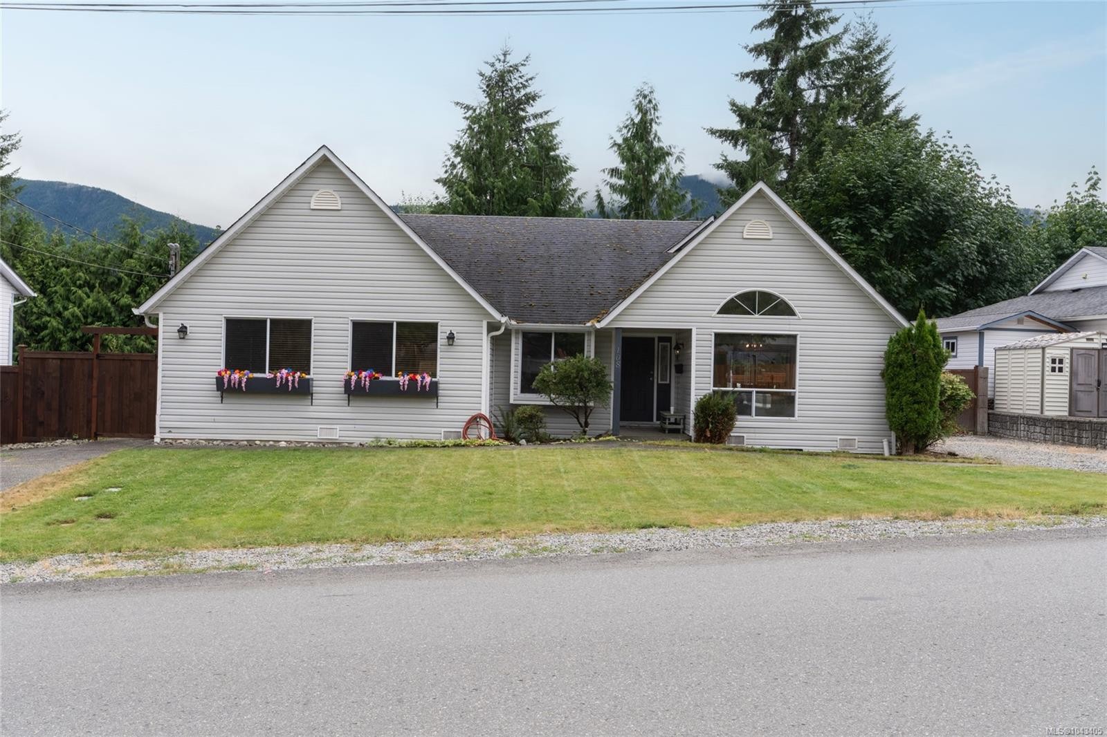 108 River Rd, Lake Cowichan, BC