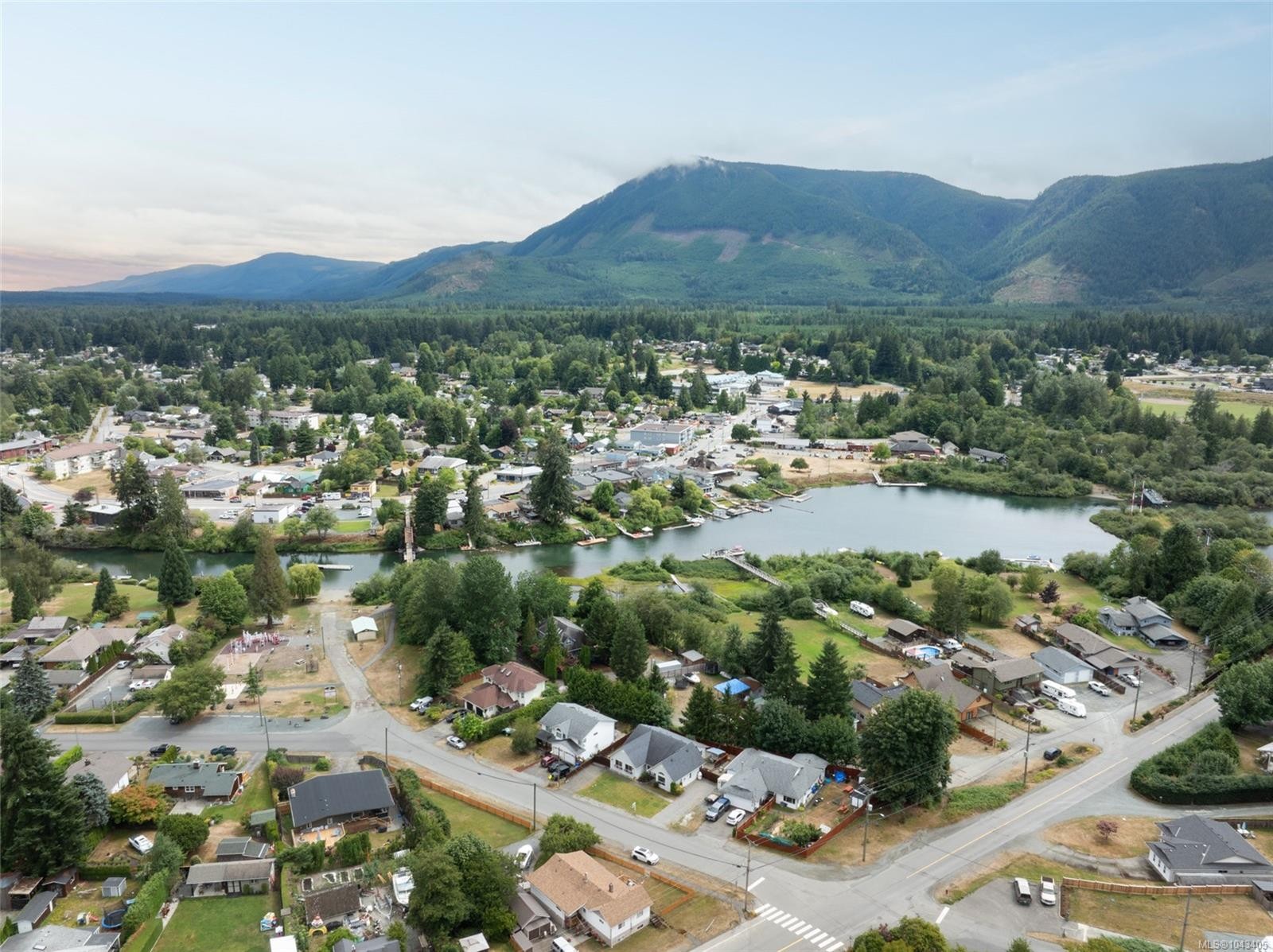 108 River Rd, Lake Cowichan, BC