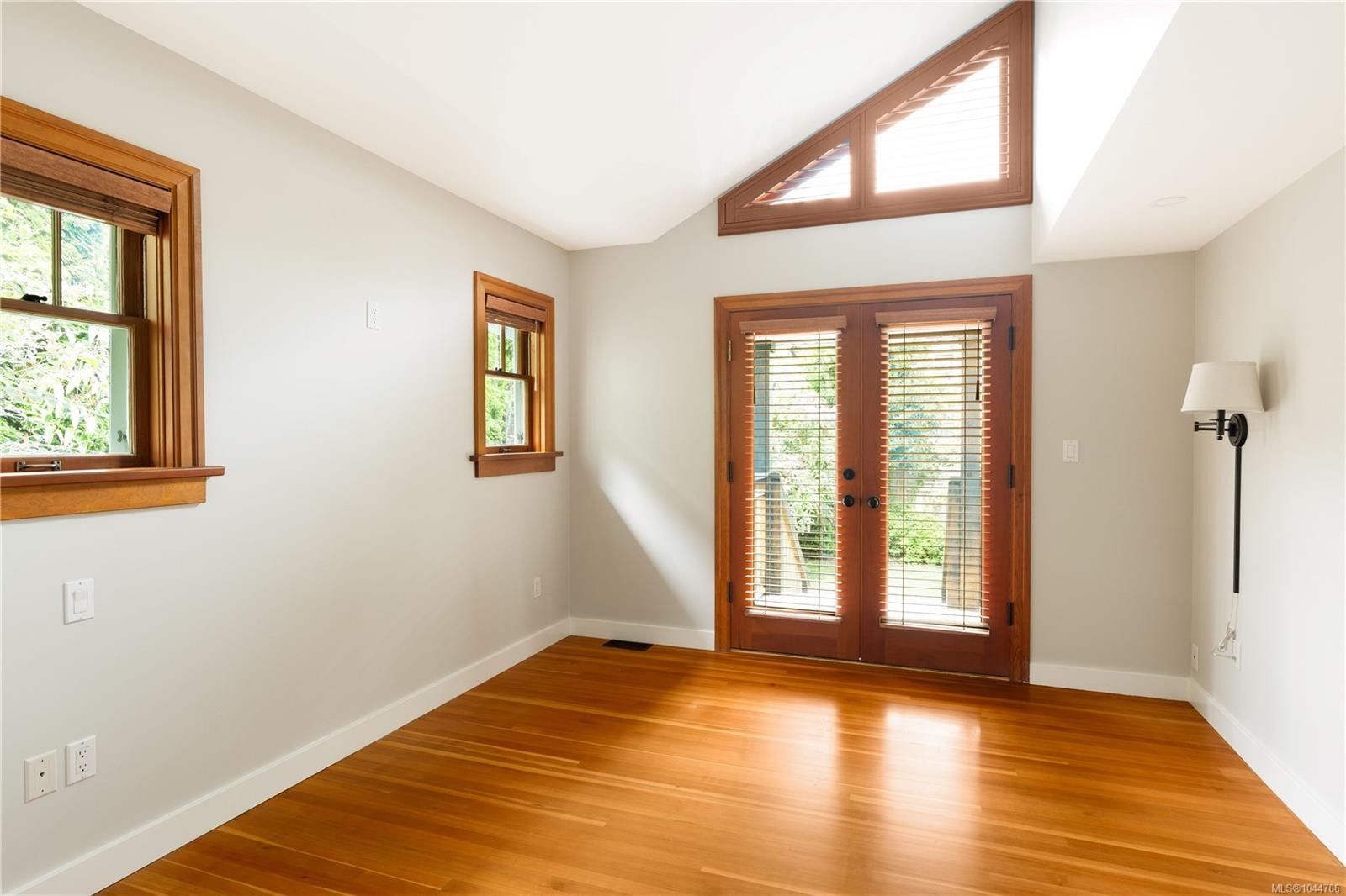 2168 Bartlett Ave, Oak Bay, BC