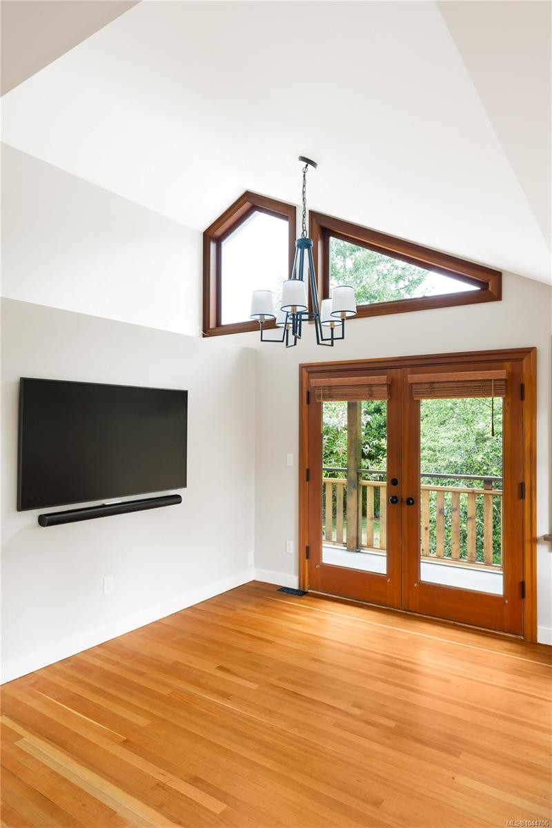2168 Bartlett Ave, Oak Bay, BC