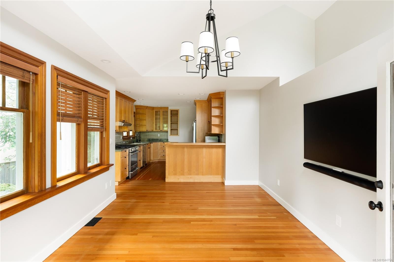 2168 Bartlett Ave, Oak Bay, BC