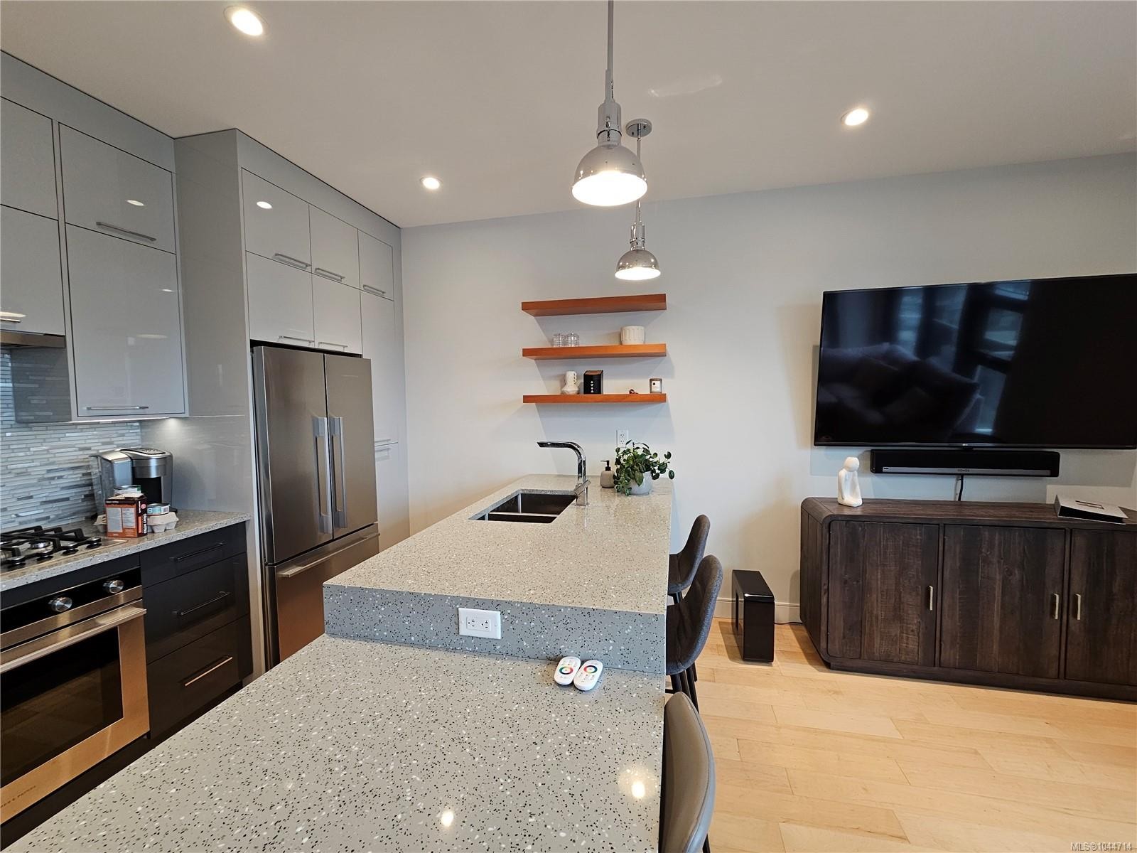 #S312-1411 Cook St, Victoria, BC - Indoor Photo Showing Kitchen With Double Sink With Upgraded Kitchen