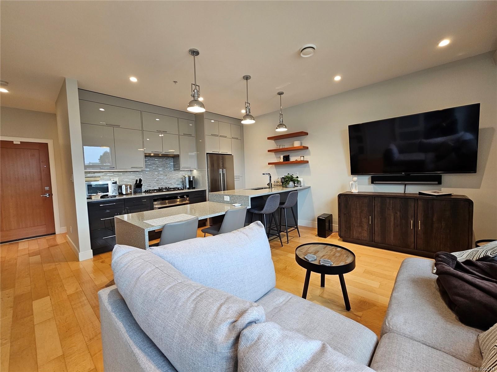 #S312-1411 Cook St, Victoria, BC - Indoor Photo Showing Other Room