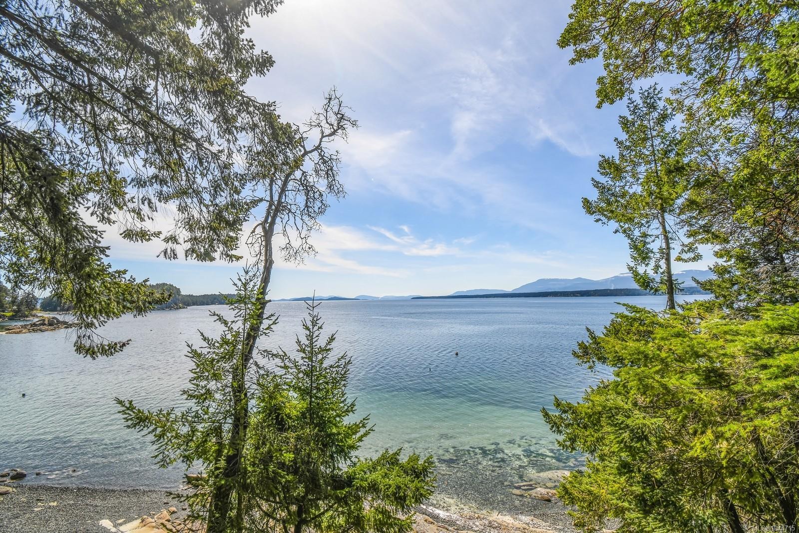 919 Salal Dr, Mudge Island, BC