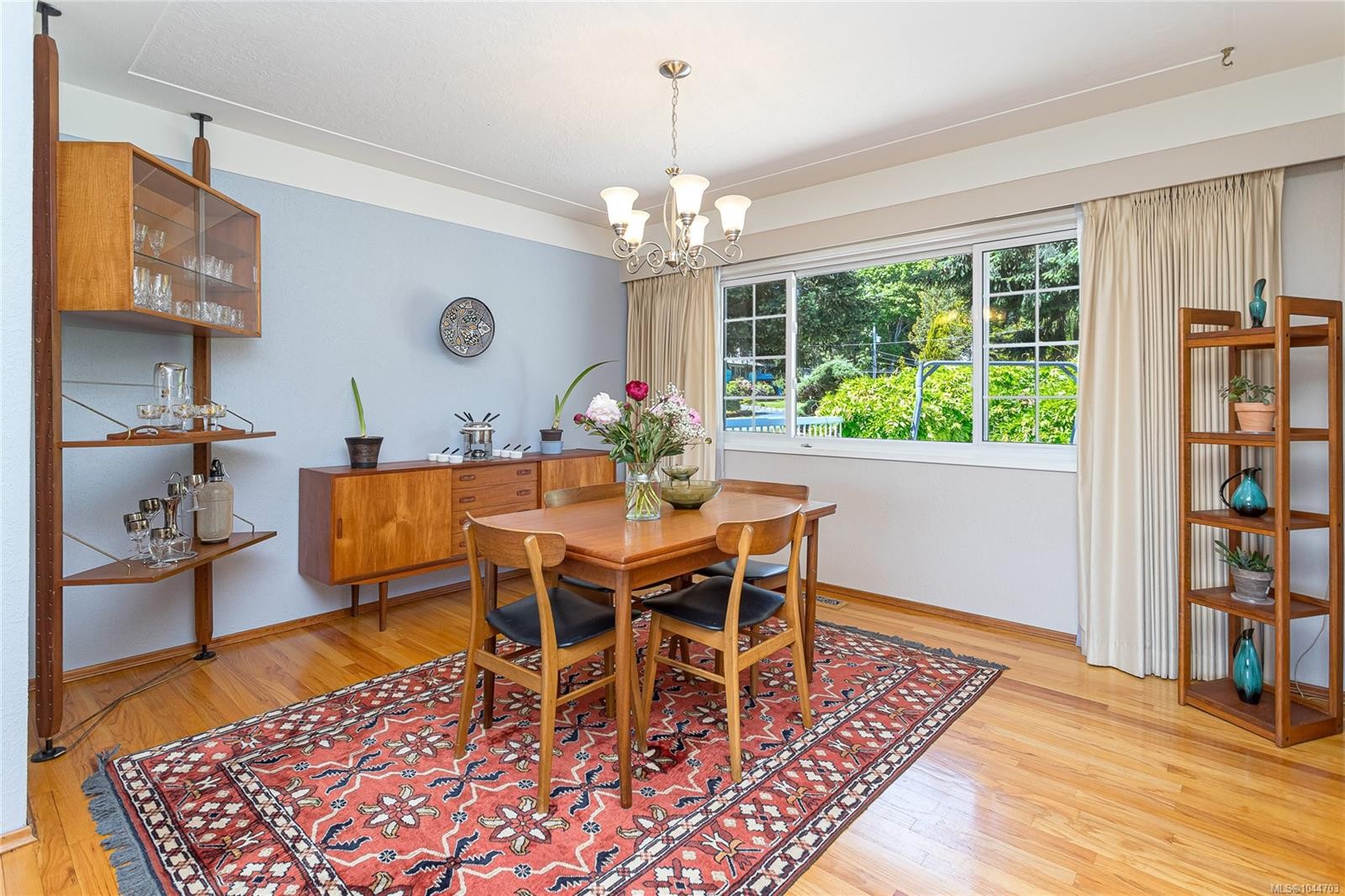 6224 Robin Way, Central Saanich, BC