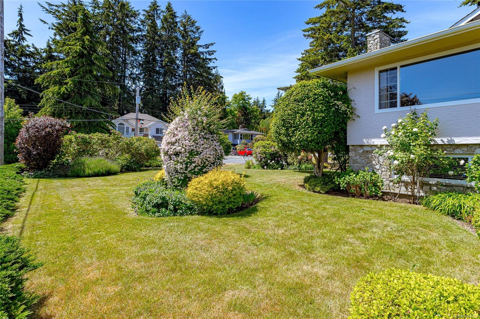 6224 Robin Way, Central Saanich, BC