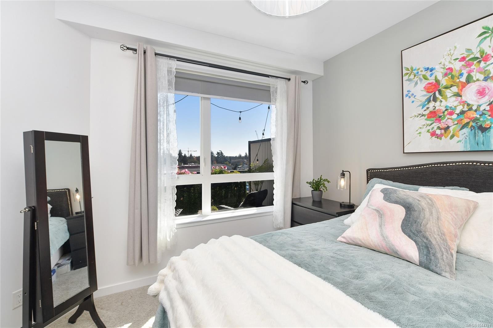 #421-2871 Jacklin Rd, Langford, BC - Indoor Photo Showing Bedroom