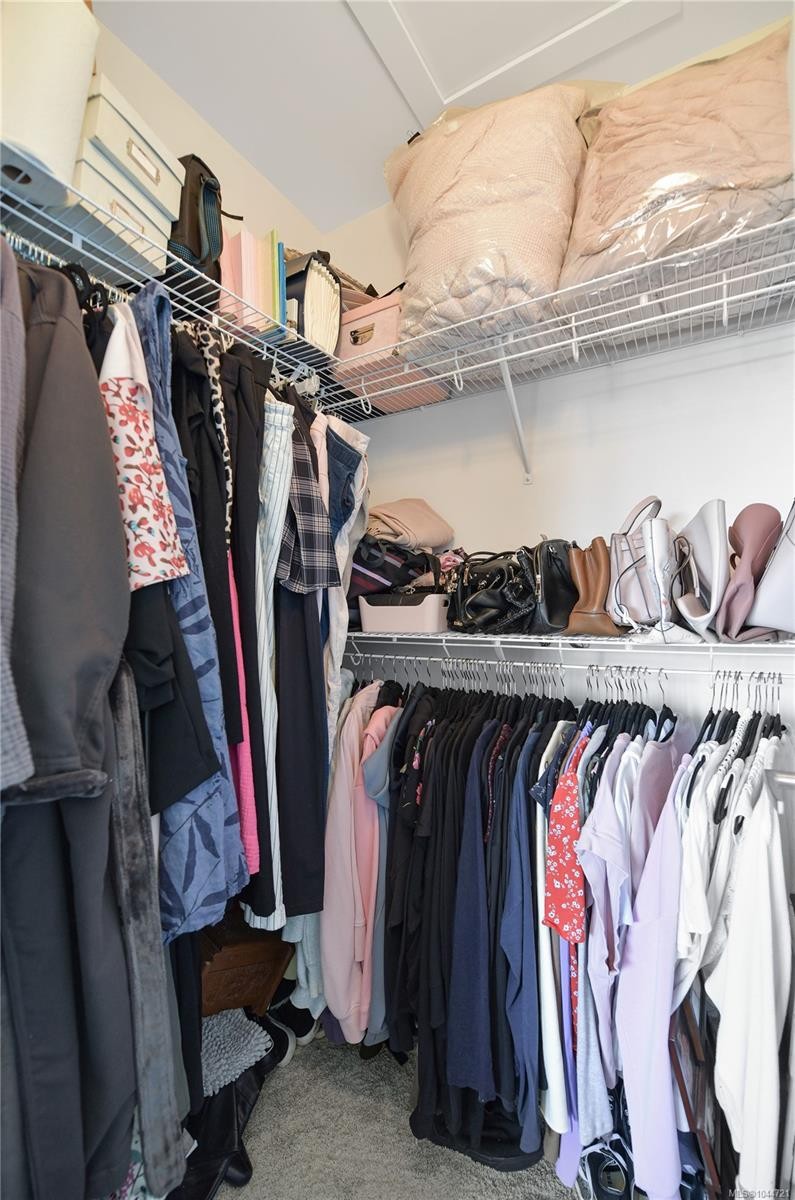 #421-2871 Jacklin Rd, Langford, BC - Indoor With Storage
