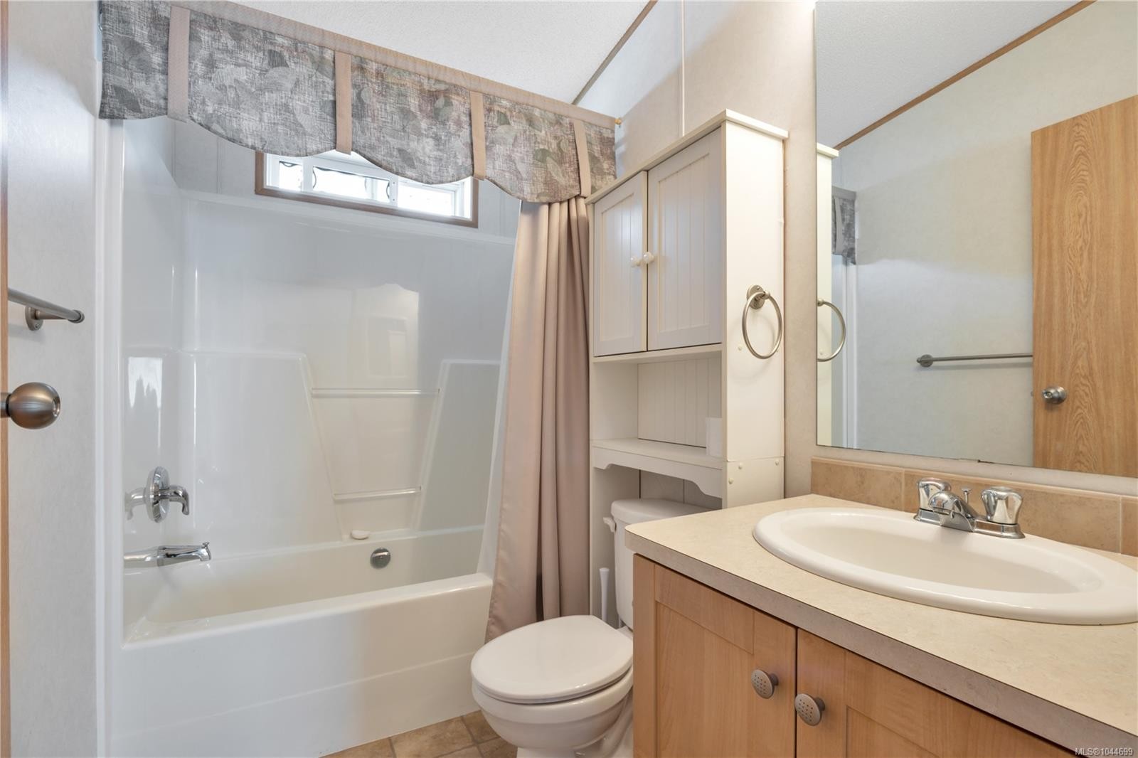 1845 Noorzan St, Nanaimo, BC