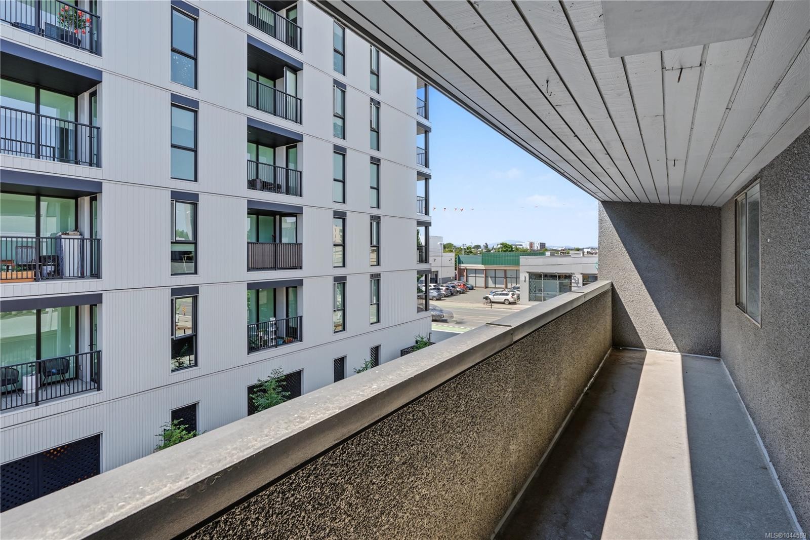 #302-755 Hillside Ave, Victoria, BC - Outdoor With Balcony
