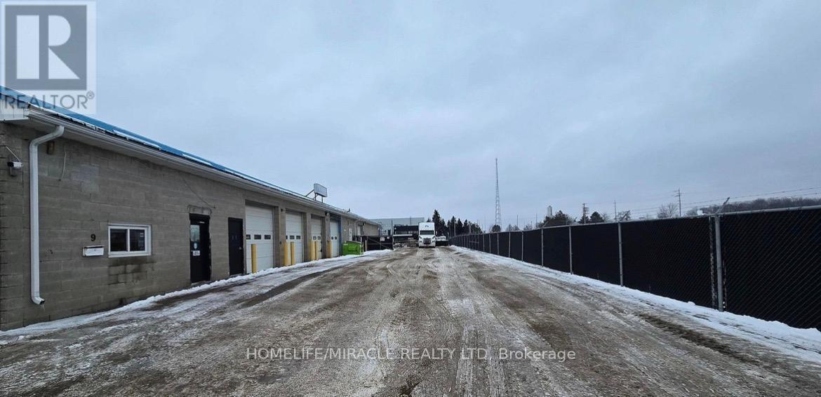 9 Stewart Court, Orangeville, ON