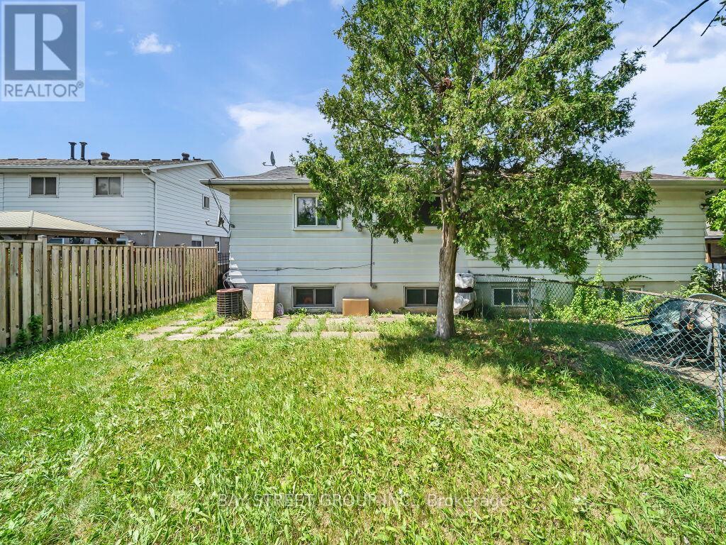 3068 Morning Star Drive, Mississauga, ON - Outdoor
