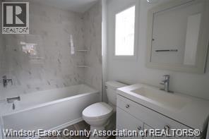 1228 Dougall - Adu, Windsor, ON - Indoor Photo Showing Bathroom
