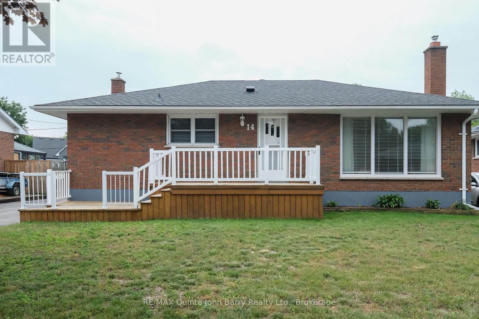 14 Gould Street, Quinte West (Trenton Ward), ON - Outdoor With Deck Patio Veranda