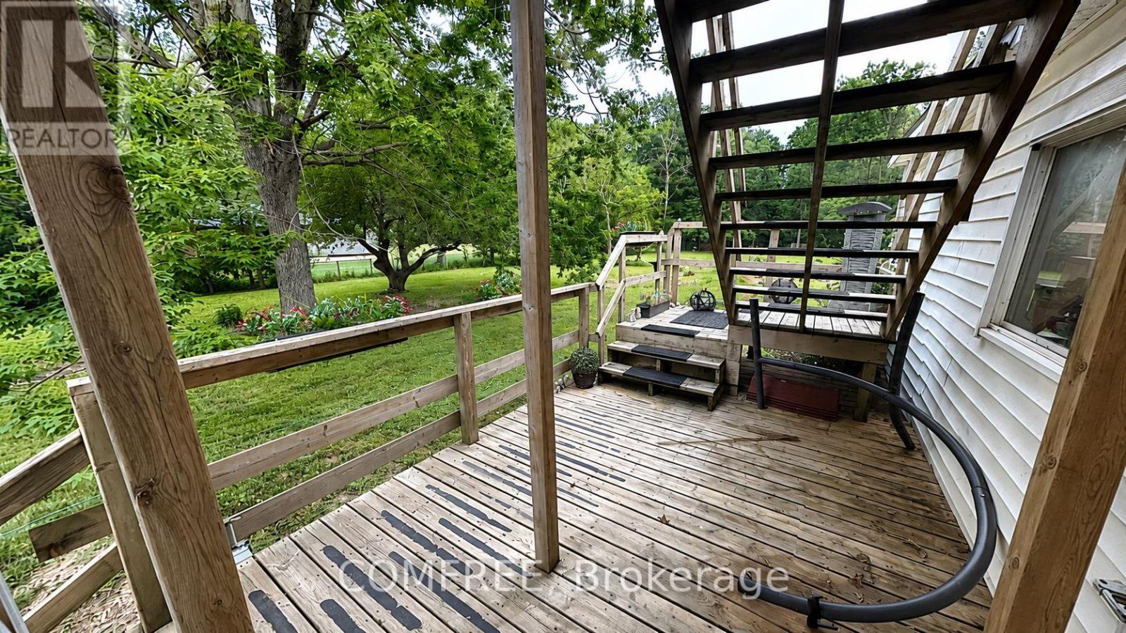 8950 Brown Road, Niagara Falls (Brown), ON - Outdoor With Deck Patio Veranda With Exterior