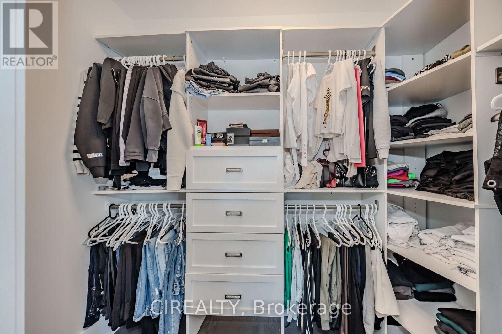 4712 Doug Wright Drive, Burlington, ON - Indoor With Storage