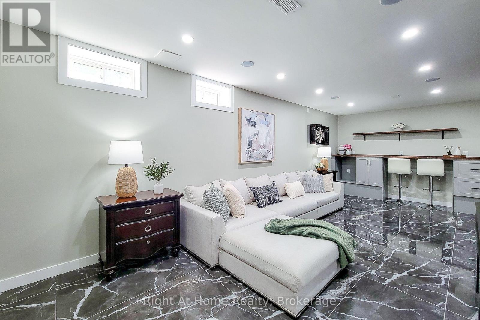 3 Trailside Drive, Haldimand, ON - Indoor Photo Showing Basement