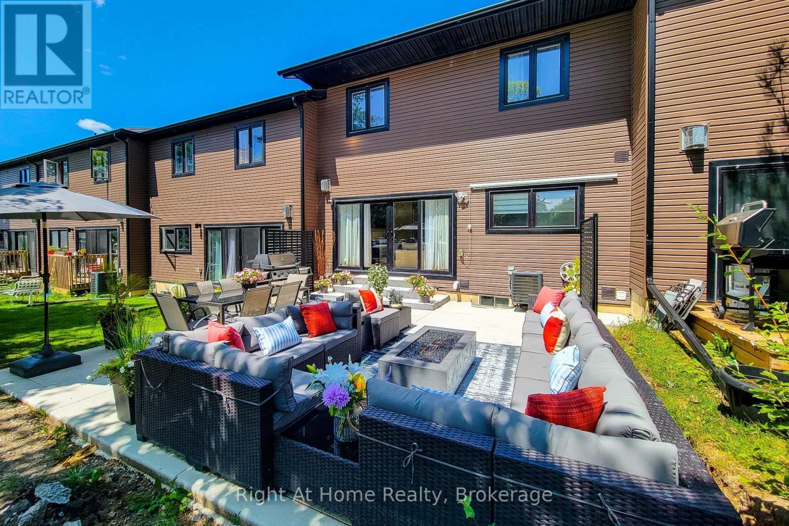 3 Trailside Drive, Haldimand, ON - Outdoor With Deck Patio Veranda With Exterior