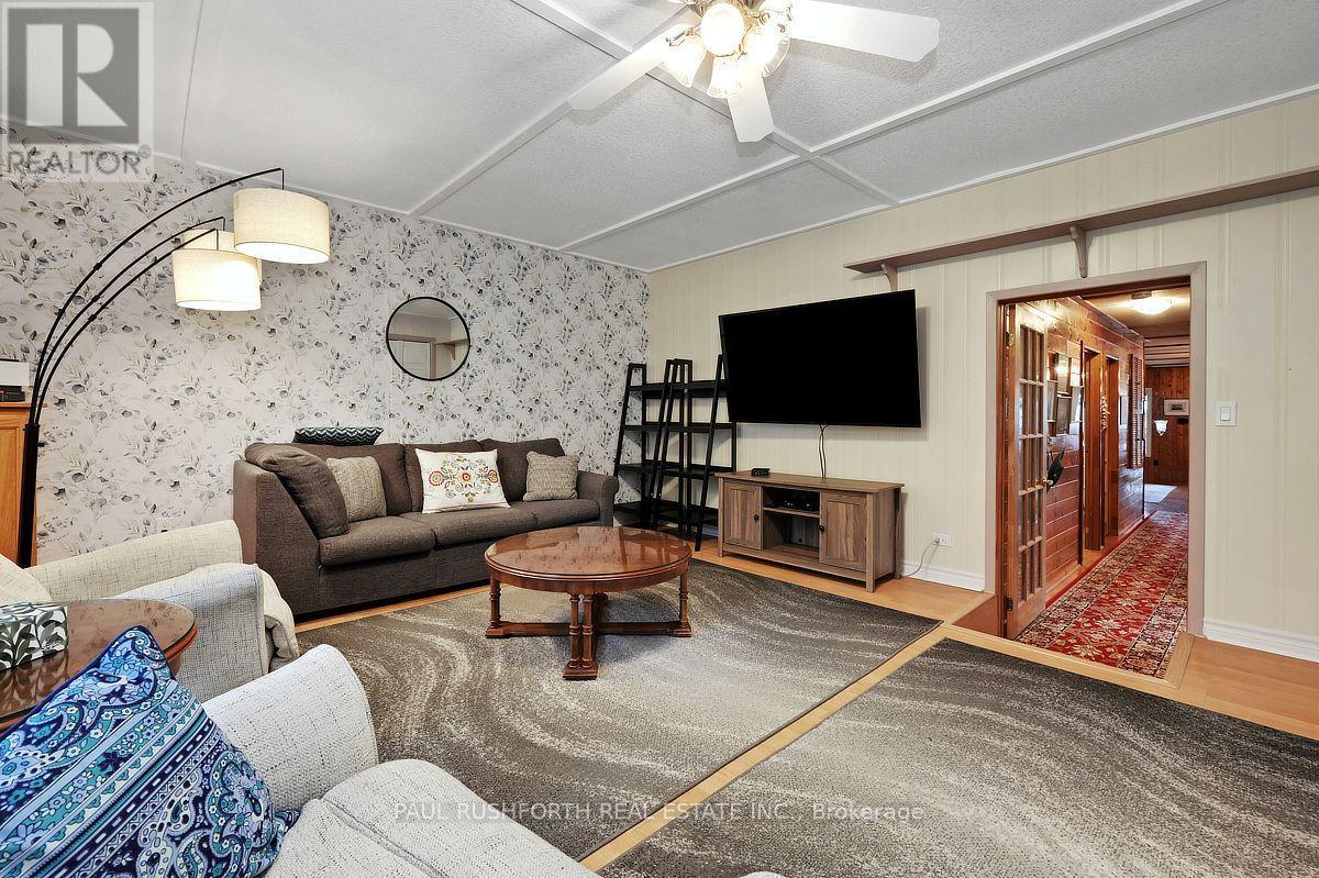 Family Room - could be primary bedroom. - 172 Richards Lane, Beckwith, ON - Indoor Photo Showing Living Room