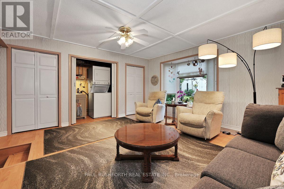 Family Room - could be primary bedroom. - 172 Richards Lane, Beckwith, ON - Indoor