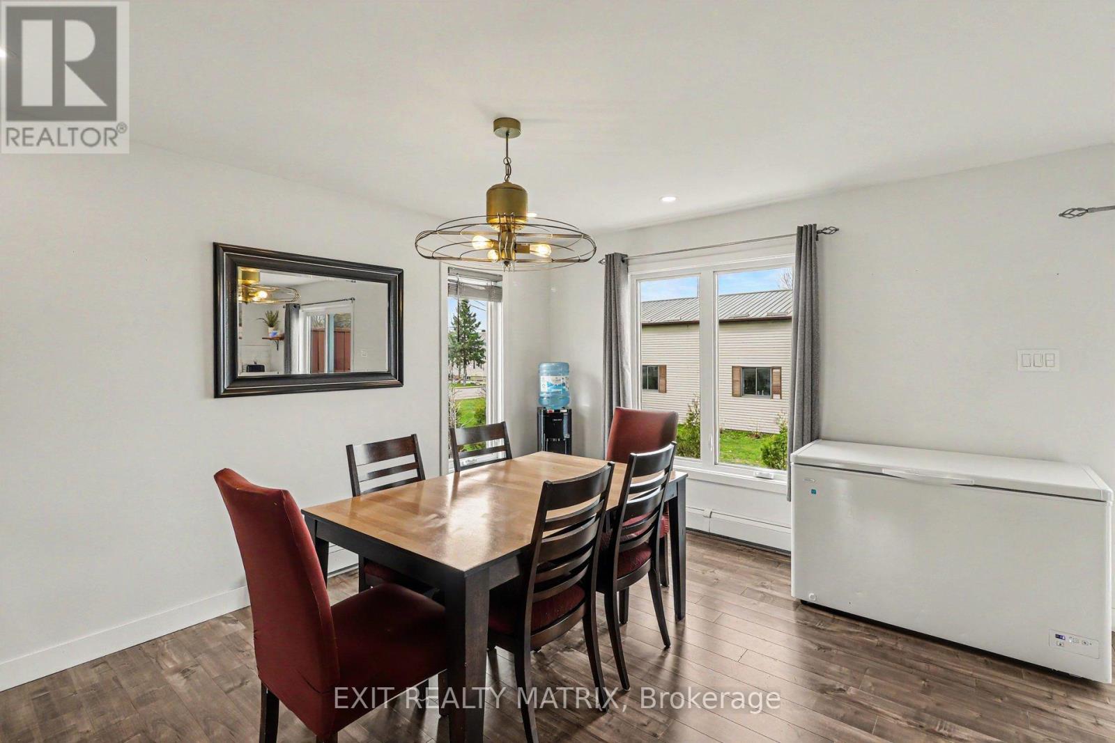184 Lavergne Street, The Nation, ON - Indoor Photo Showing Dining Room