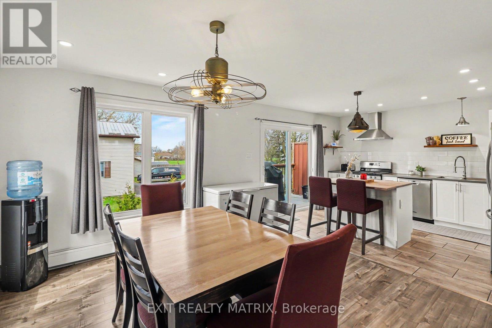 184 Lavergne Street, The Nation, ON - Indoor Photo Showing Dining Room