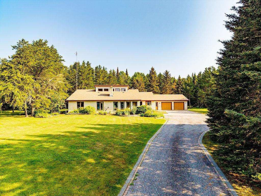 4600 Mapleward Rd., Thunder Bay, ON - Outdoor