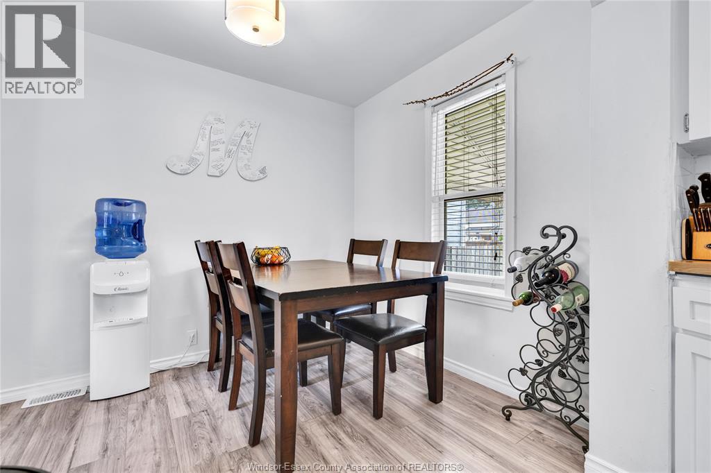 1451 Henry Ford Centre Drive, Windsor, ON - Indoor Photo Showing Dining Room