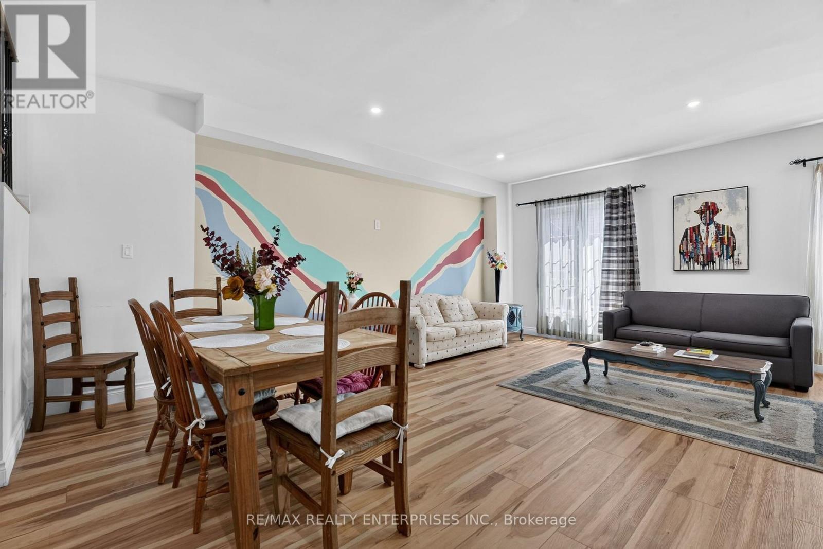 664 King Street, Port Colborne, ON - Indoor