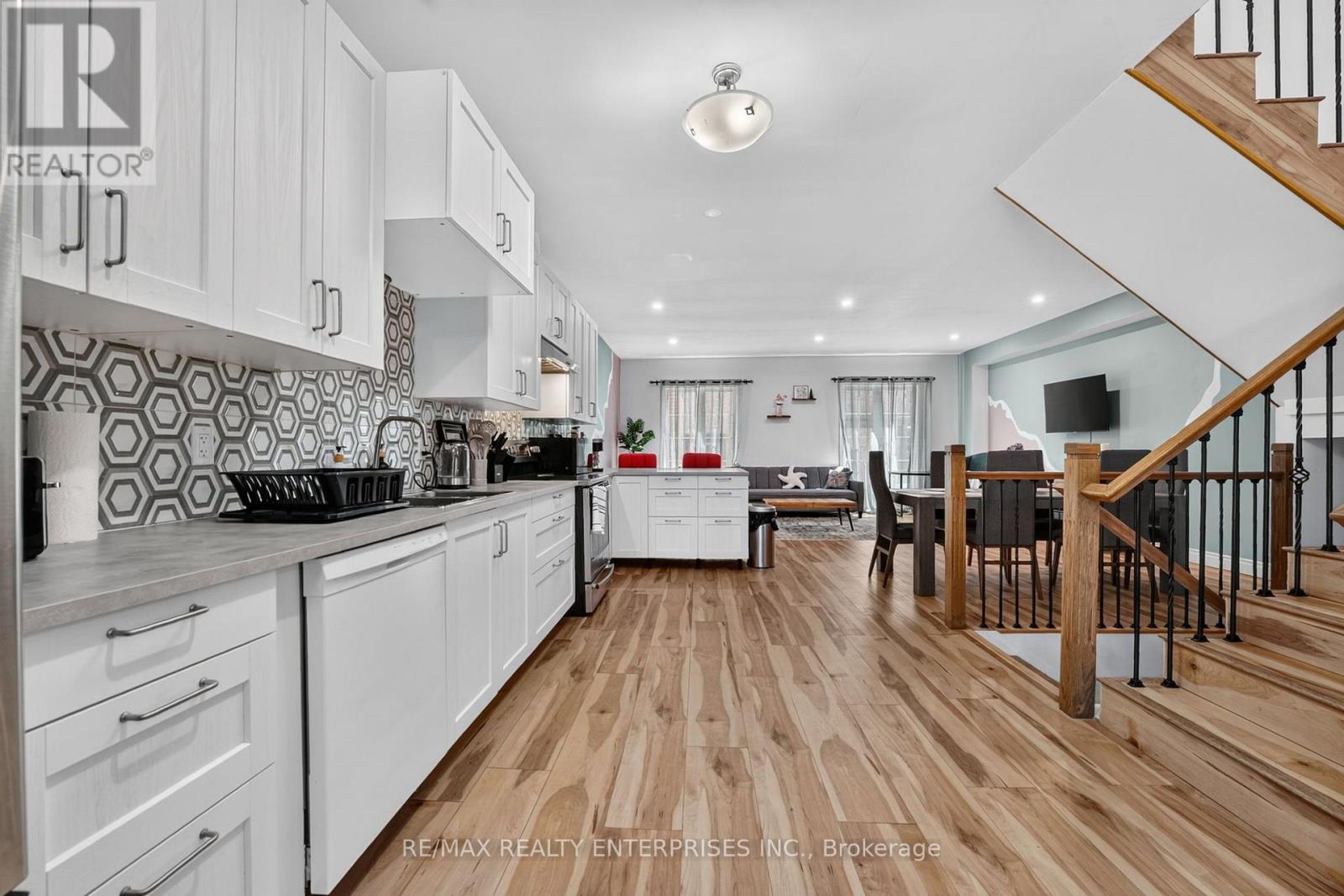664 King Street, Port Colborne, ON - Indoor Photo Showing Kitchen