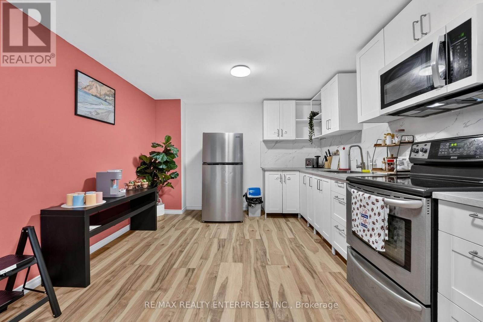 664 King Street, Port Colborne, ON - Indoor Photo Showing Kitchen