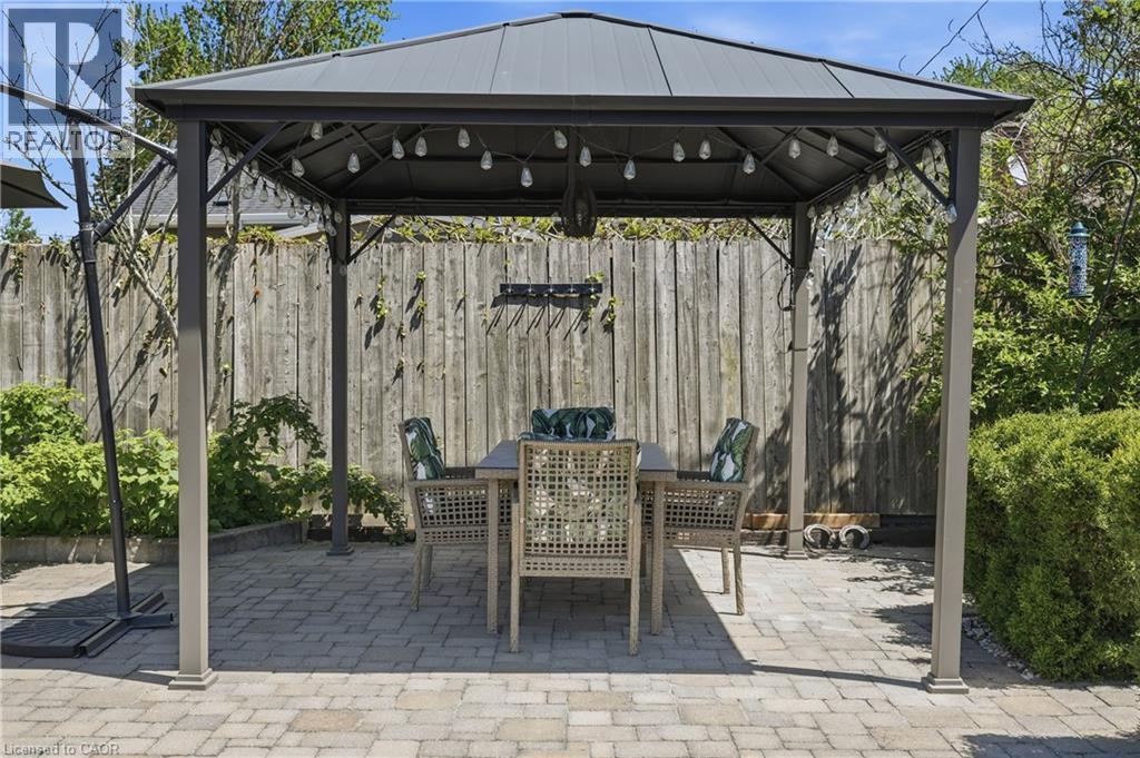 937 Park Avenue W, Burlington, ON - Outdoor With Deck Patio Veranda