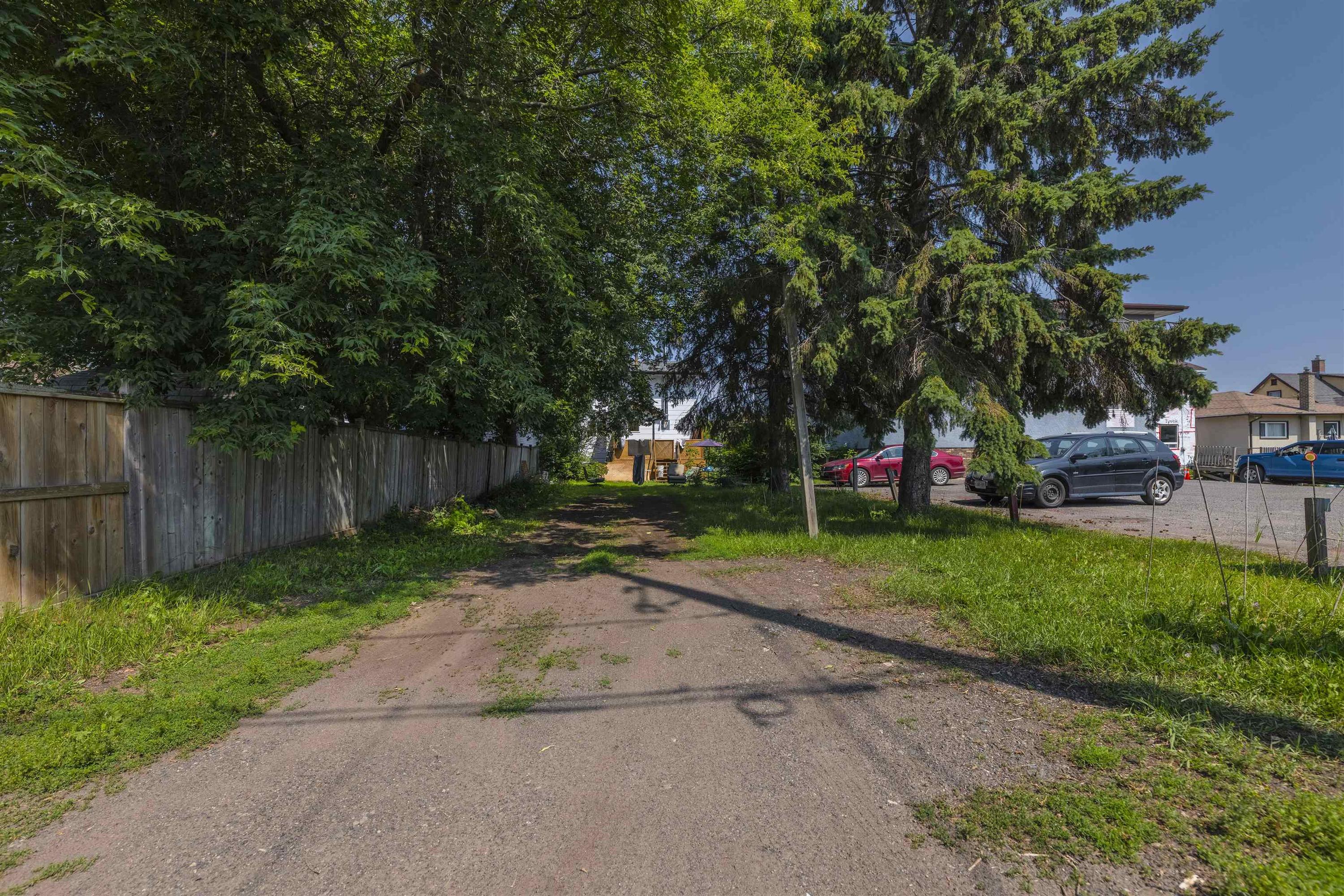 476 Brock Street E, Thunder Bay, ON - Outdoor