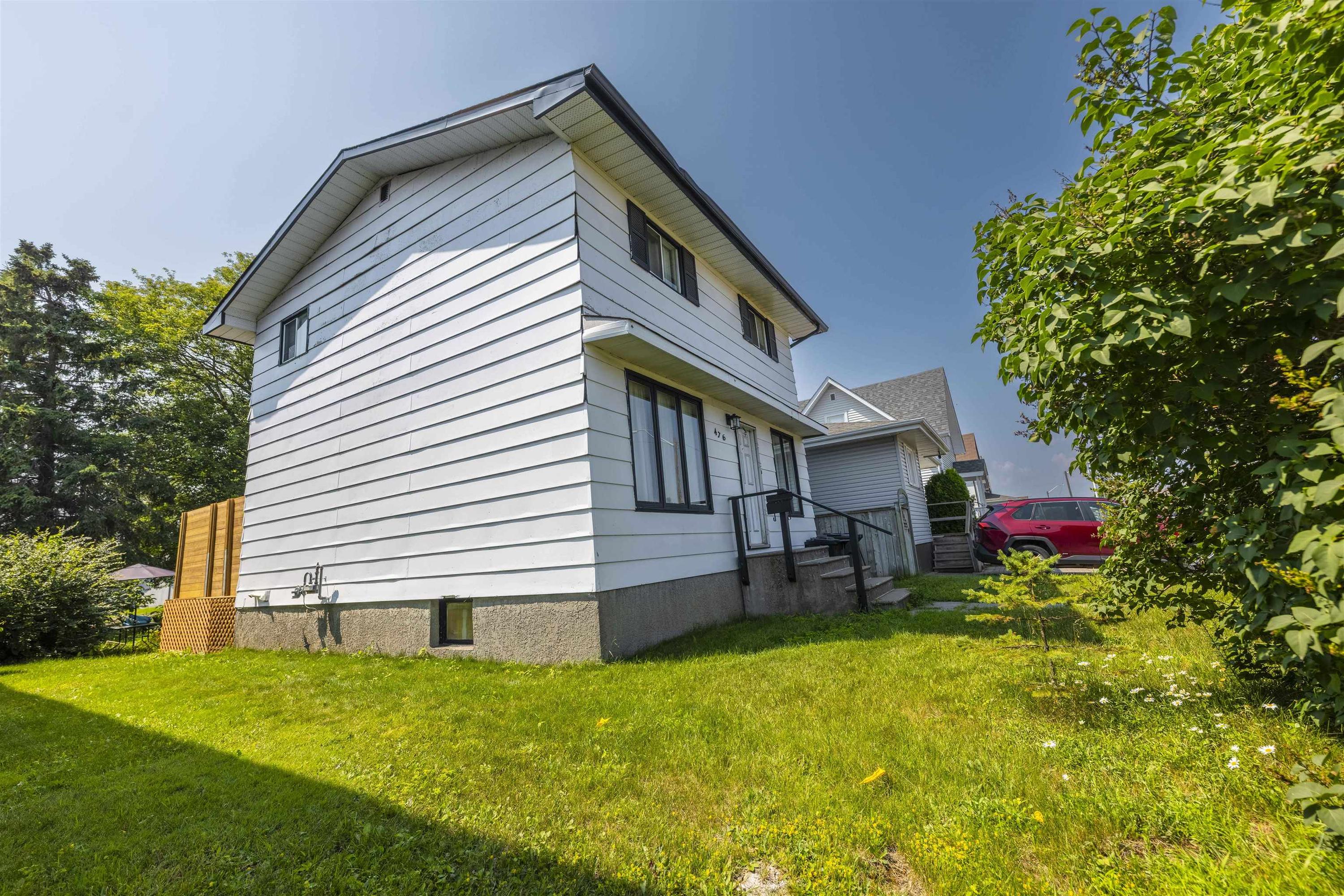 476 Brock Street E, Thunder Bay, ON - Outdoor