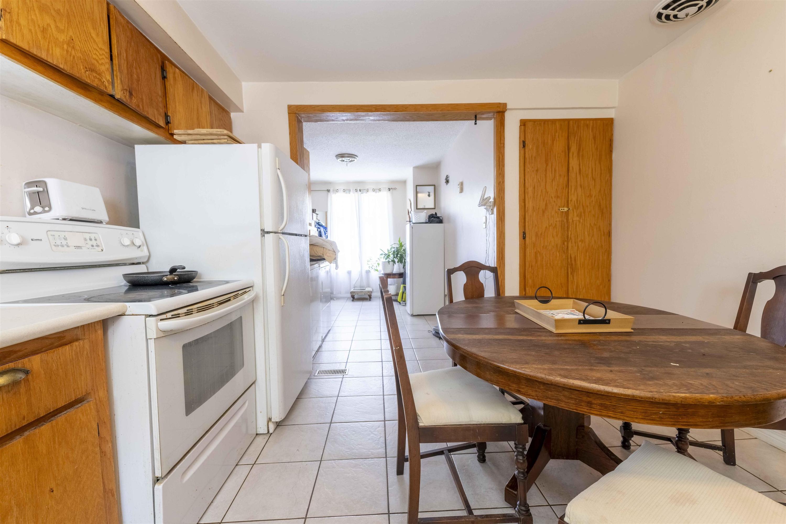 476 Brock Street E, Thunder Bay, ON - Indoor Photo Showing Kitchen